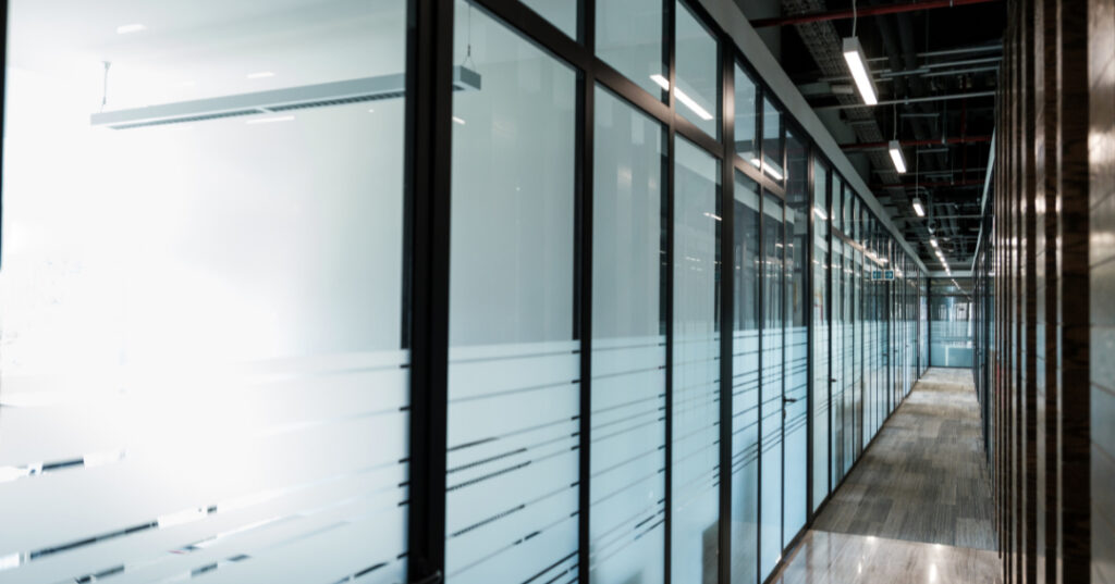 parede de vidro em Pelotas